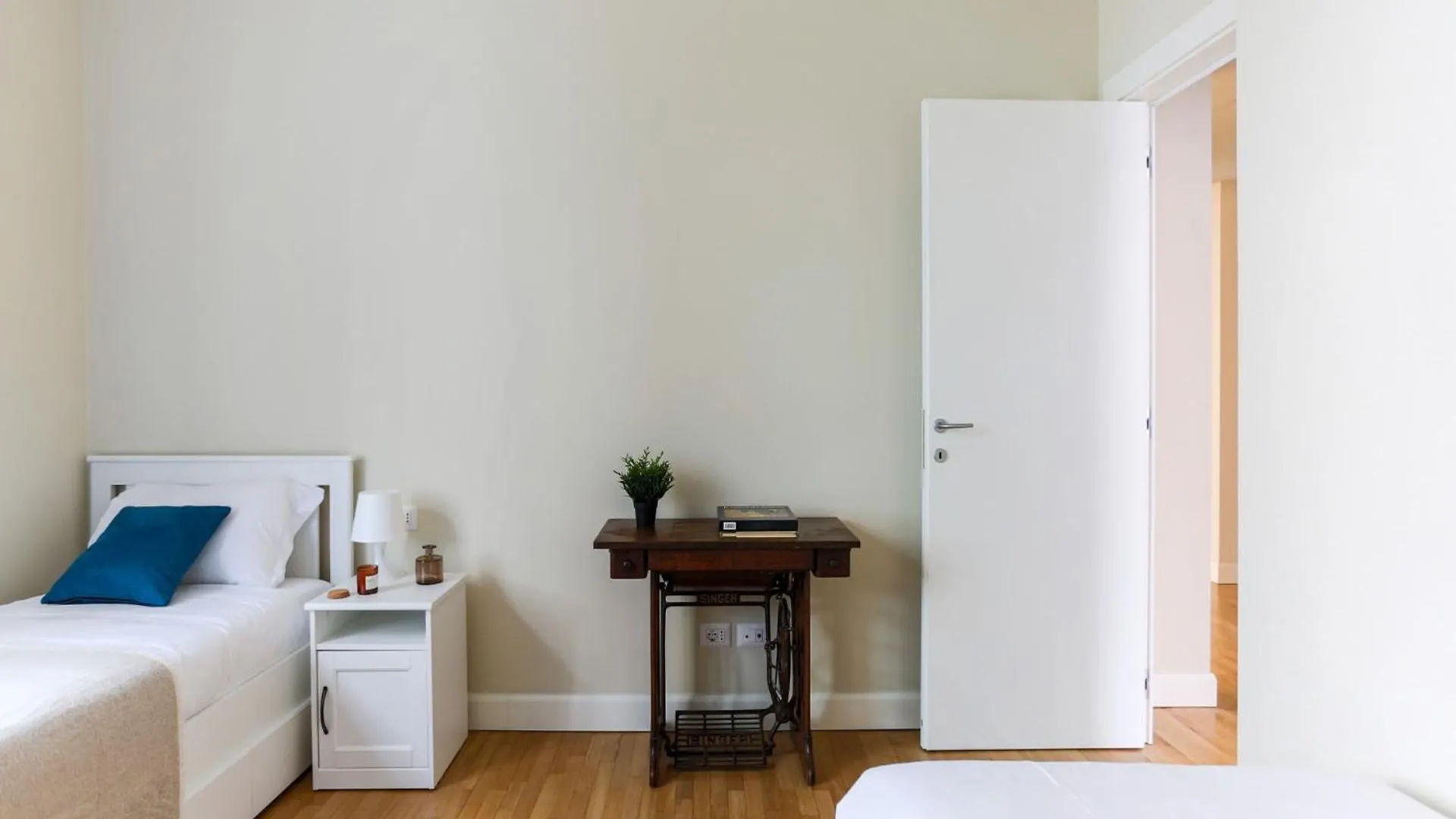 The Best Rent - Charming Apartment In Pagano Milão